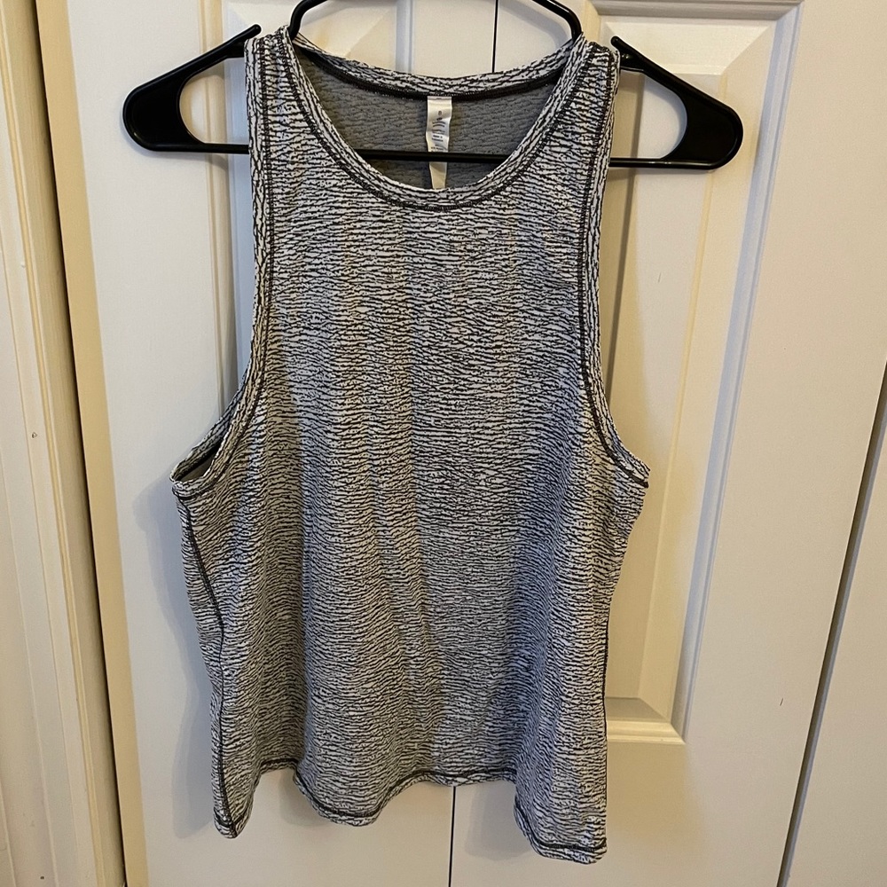 Lululemon gray and white tank - size 8